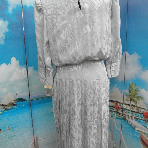 NEW BY IN THE MOOD, CONSERVATIVE,CLASSY GRAY SZ 14 - Picture 3 of 8